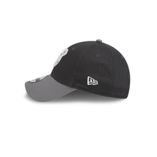 Load image into Gallery viewer, BULLDOGS LIMITED EDITION 9 FORTY SNAPBACK The Big Outlet Store