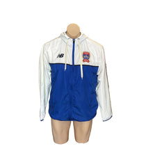 Load image into Gallery viewer, NEWCASTLE JETS FC 25/26 HOODED WIND JACKET - MENS NEW BALANCE